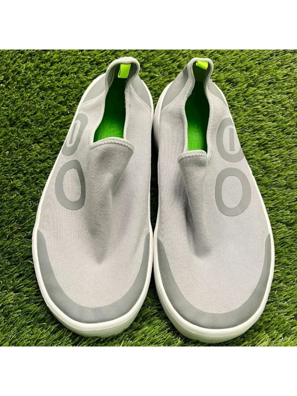 OOFOS OOmg EeZee Low Mens Size 10.5 Gray Casual Walking Slip On Recovery Shoes